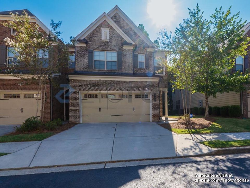 1st image of 202 Braemore Mill Dr