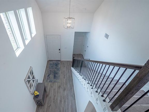 4th image of 2717 Runnels Ct