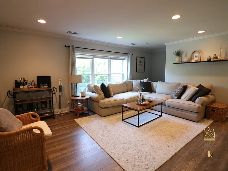 176 Newton St #1 — Photo 1
