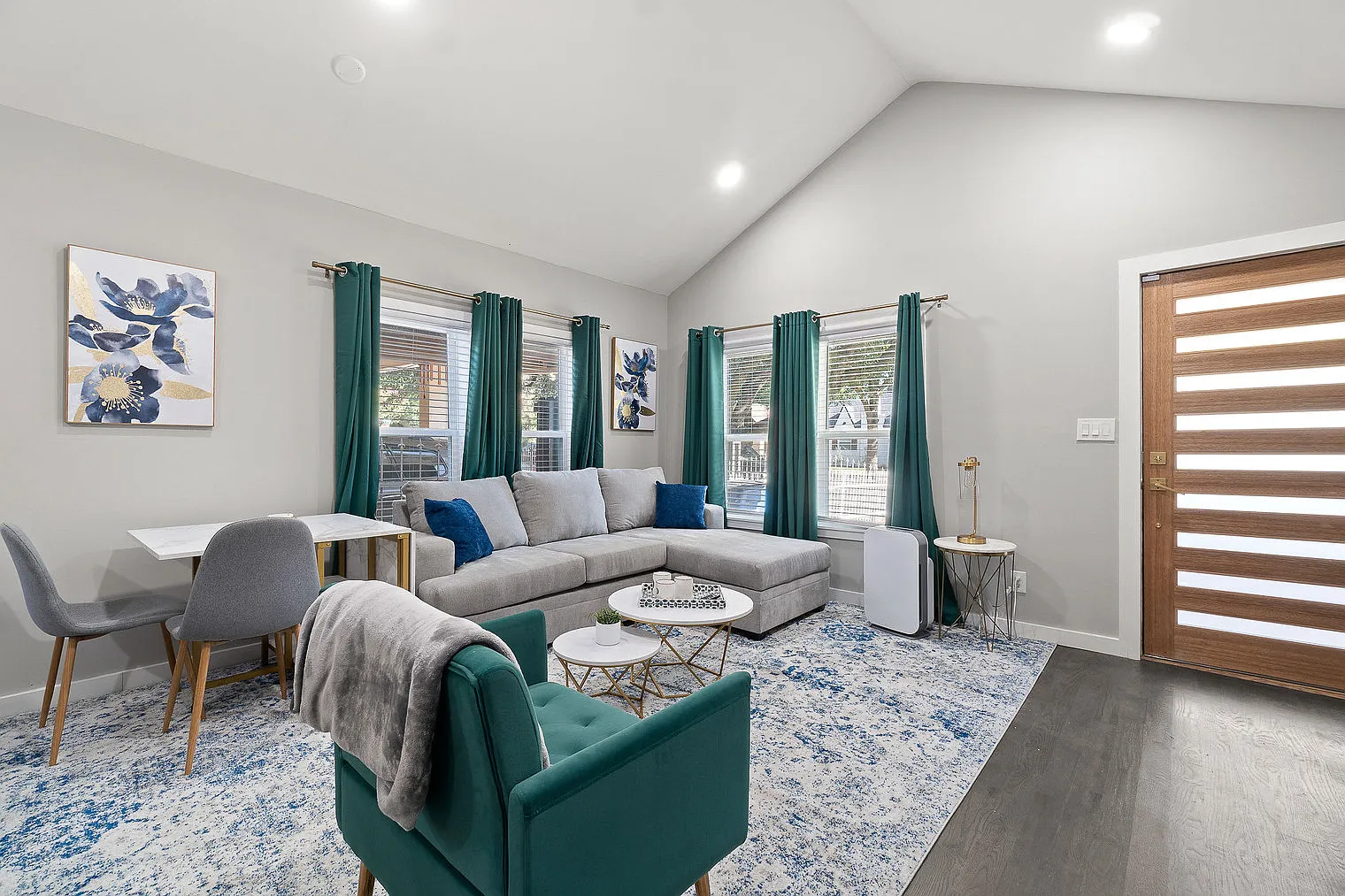 2 bed, 2.0 bath, 1140 sqft, $3,101 — Photo 1