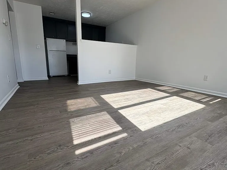 2206 K St — Photo 3