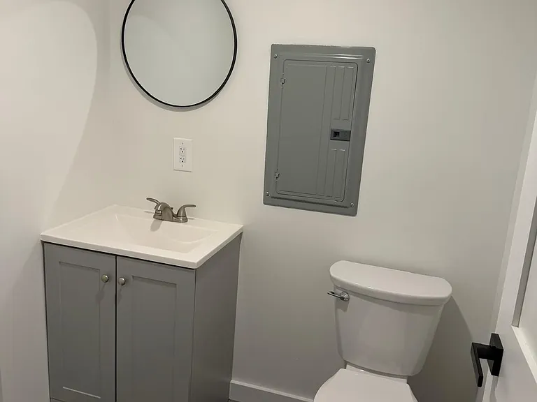 1118 Lombard St #4 — Photo 8