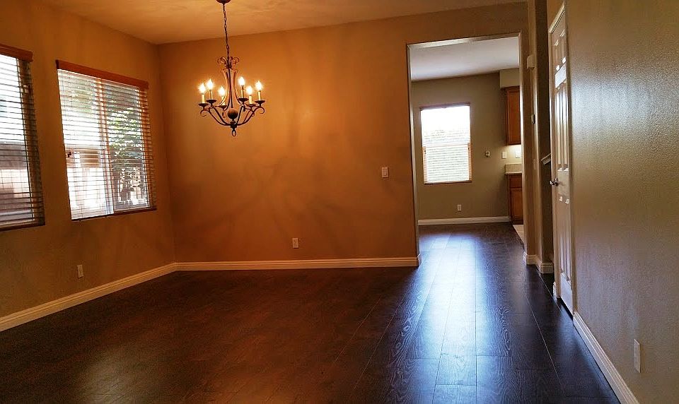 2nd image of 37 Dallas St