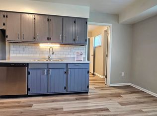 3030-3032 Creekview Circle, Dayton, OH 45414