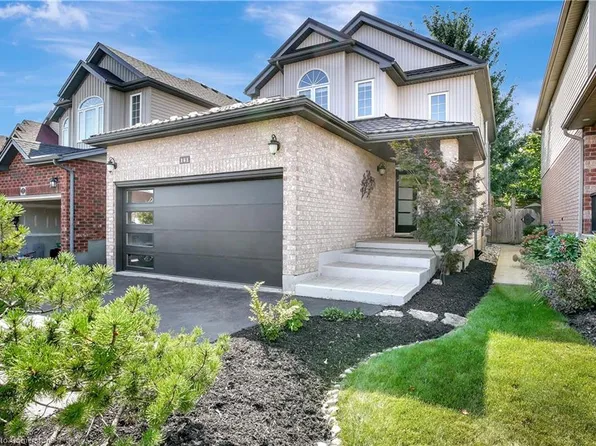 141 Steepleridge St, Kitchener, ON N2P 2W2