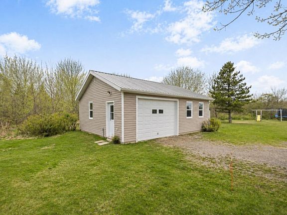 2nd image of 17 Ascension Rd