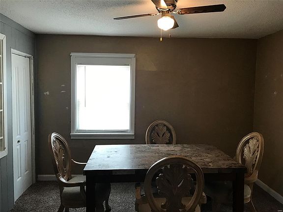 5th image of 611 Kuhne Hts