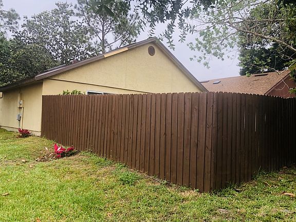 3rd image of 7095 Villa Estelle Dr