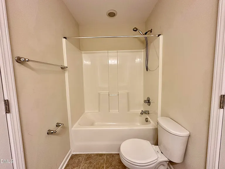 513 Dragby Ln — Photo 24