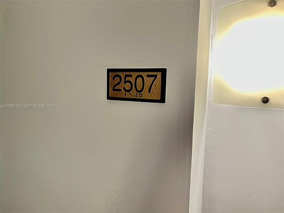 2nd image of 1800 N Bayshore Dr APT 2507