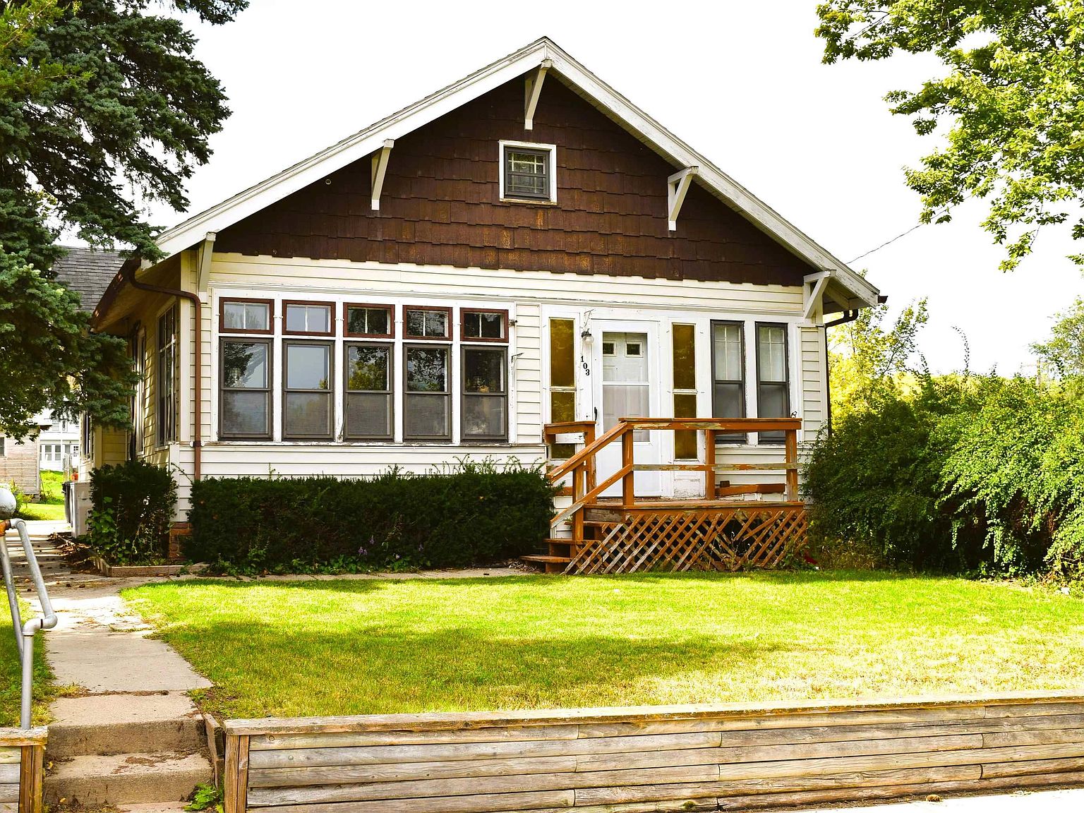 103 State Ave N, Wessington Springs, SD 57382 MLS 22306573 Zillow