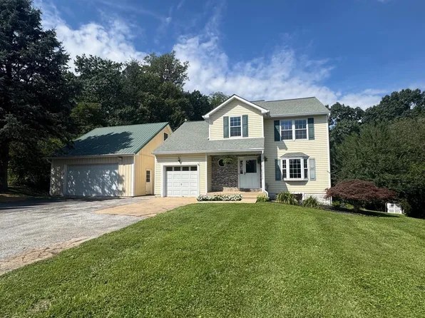 3508 Water Tank Rd, Manchester, MD 21102