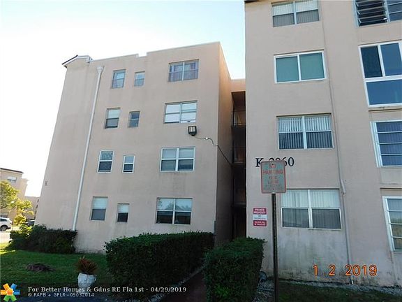 2nd image of 2860 Somerset Dr APT 112K