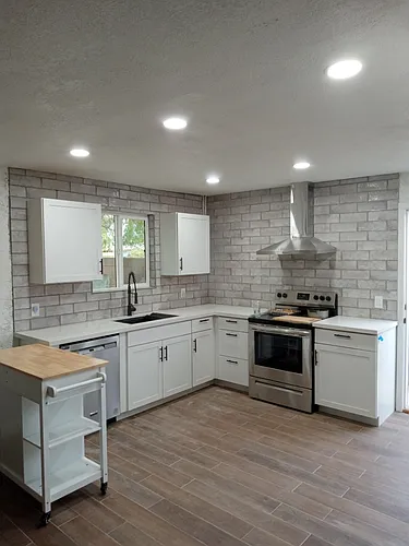 2520 W Vista Ave #B Photo 1