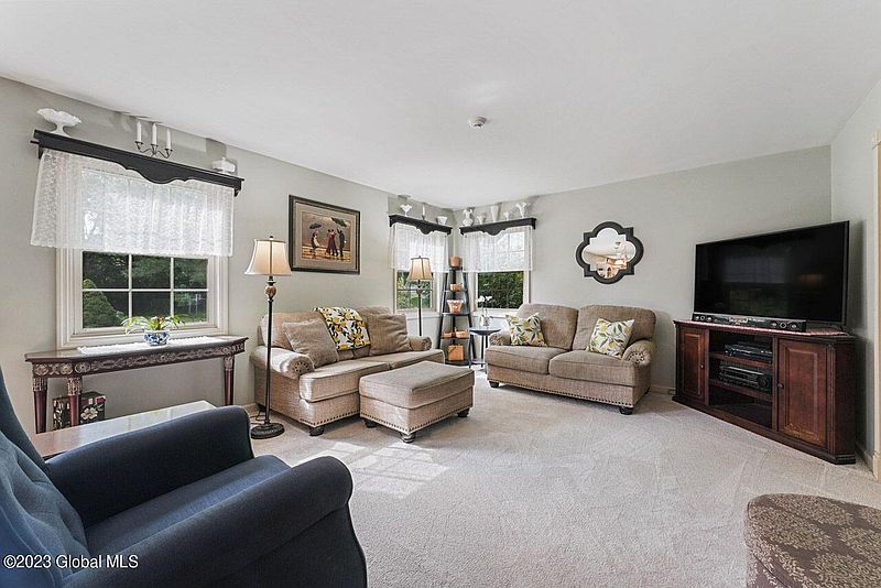 2nd image of 7 Omega Terrace Terrace