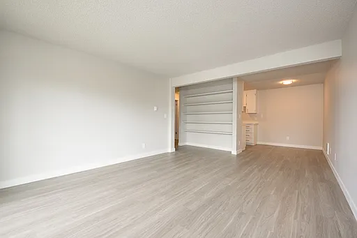 D14 Apartments — Photo 11