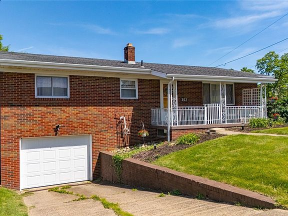 4th image of 302 Leonard Ave