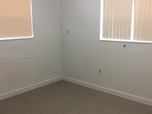 1800 NW 19th St APT 1, Miami, FL 33125
