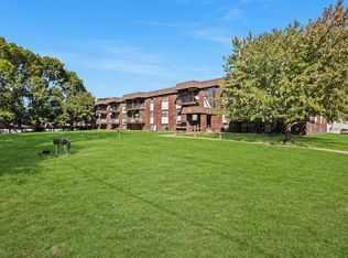 Kings Manor Apartments, Minneapolis, MN 55428