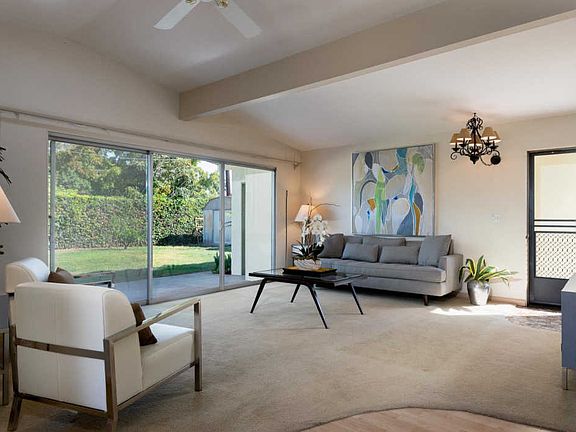 4th image of 294 Carlo Dr