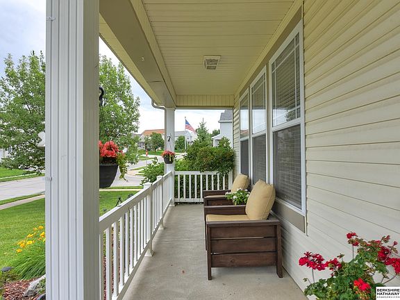 4th image of 13812 Kelly Dr
