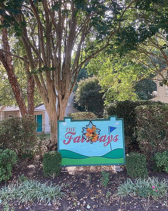 1st image of 911 Shoal Creek Trl