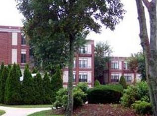 54 Haverhill St, Andover, MA 01810