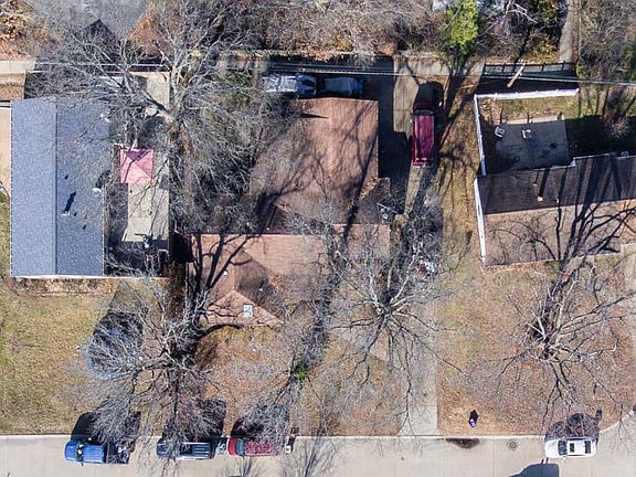 5th image of 673 Westchester Ct