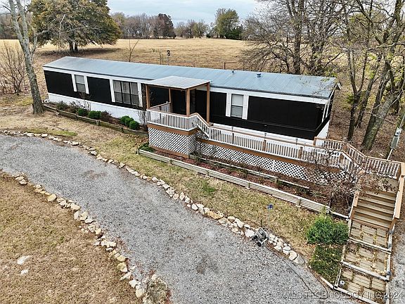 4th image of 745 Lakeside Dr N
