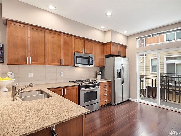 4th image of 2113 NW Talus Dr