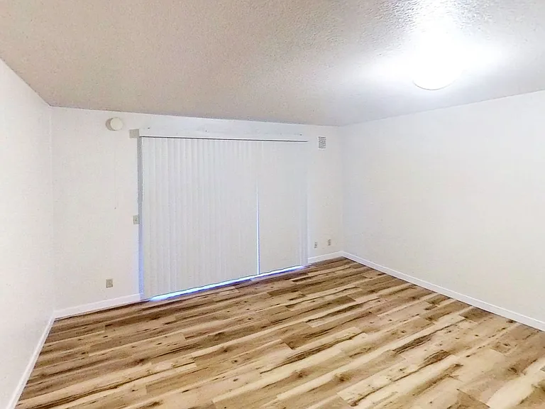 2303 Taylor Ave — Photo 14