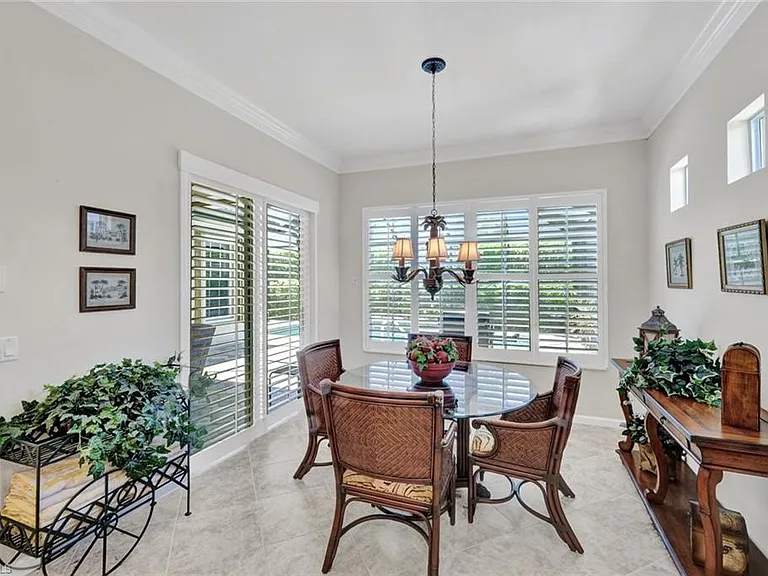 16208 Parque Ln — Photo 10