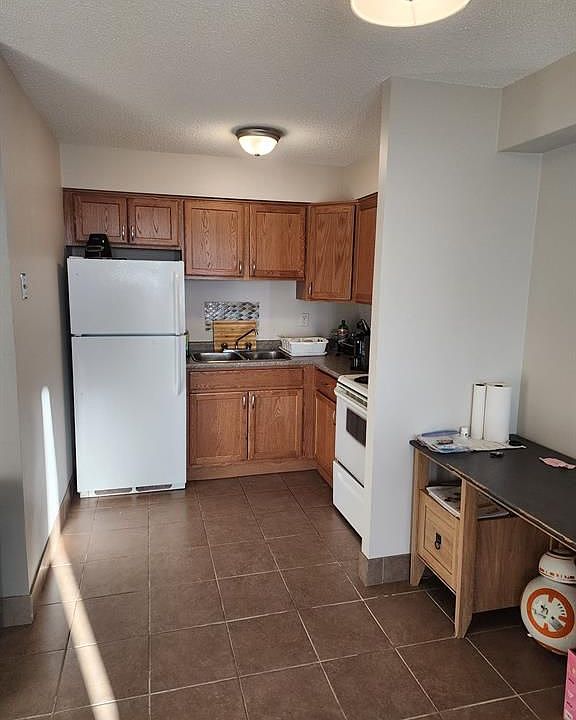 1st image of 150 Park St W #2515