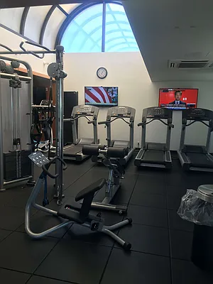 Rented by 280 Park Avenue South Realty | media 18