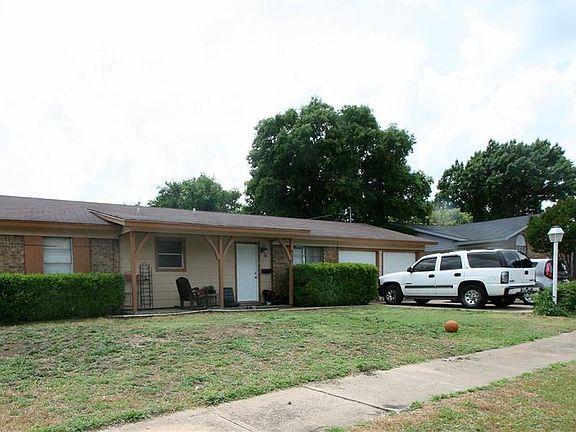 2nd image of 612 Mesquite Ave