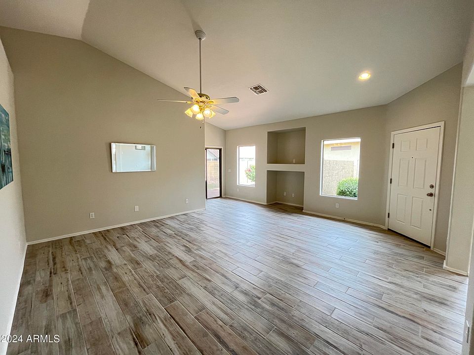 1st image of 3229 W WALDEN Court