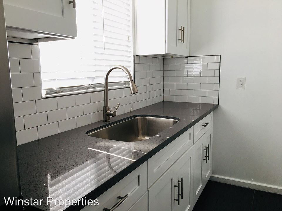 1st image of 250 Loma Dr APT 210