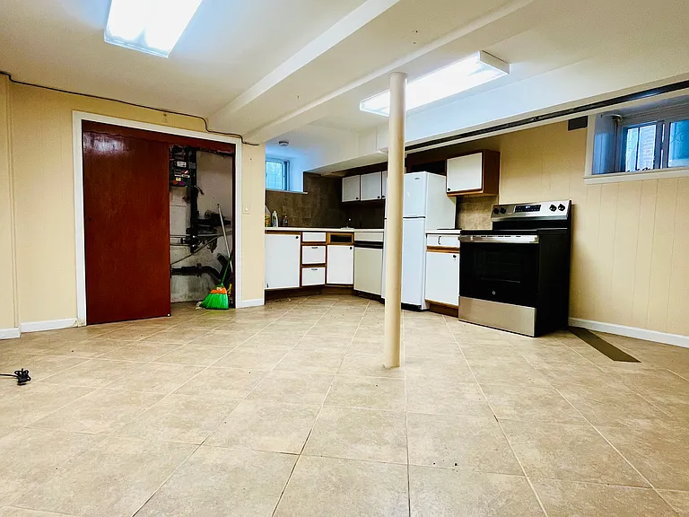 776 Adee Ave #B — Photo 1