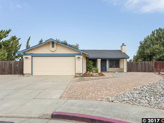 2nd image of 4 Dunes Ct