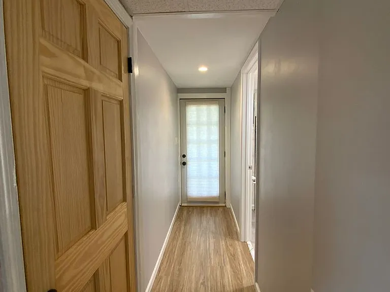 212 Cherry St — Photo 14