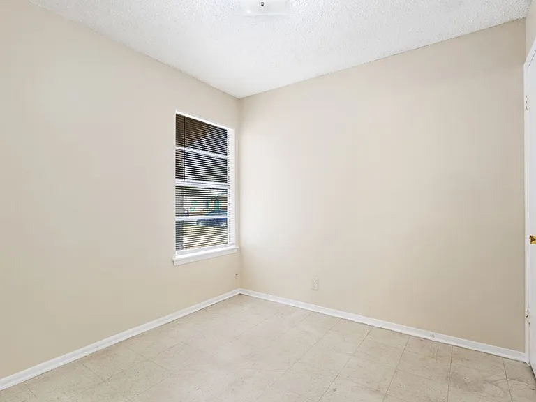 4718 Casa Oro St — Photo 18