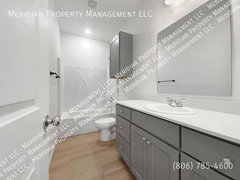 5506 Itasca St #B — Photo 27