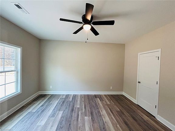 4th image of 1425 Faith Rd