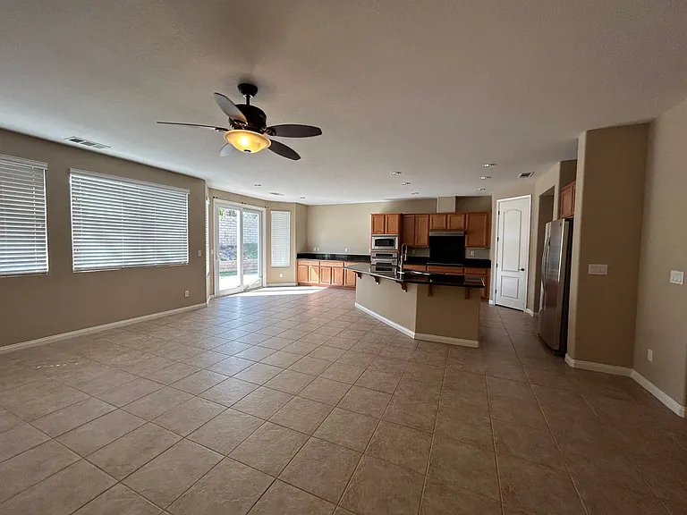15005 Via Messina Dr — Photo 37