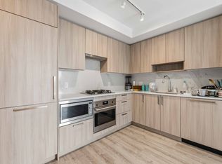 13350 Central Ave #D271, Surrey, BC V3T 0S1