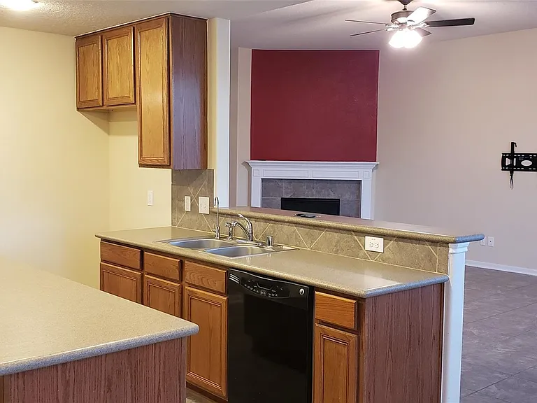 9923 Yearling Pl — Photo 10