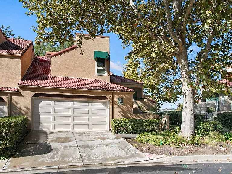 2910 Malaga Cir #A — Photo 20