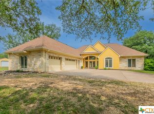 10451 Rocking H Rd, Salado, TX 76571