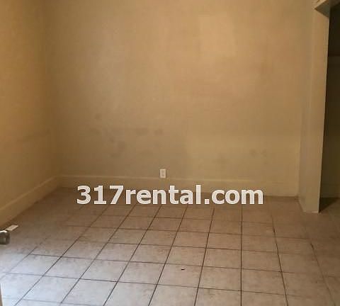 4th image of 435 N Gladstone Ave