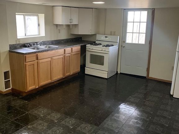 5th image of 1218 McCartney Ave #C